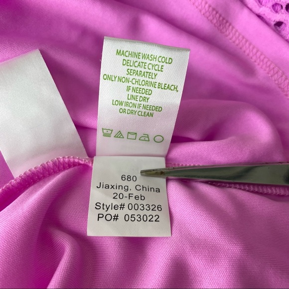 Lily Pulitzer NWT Off The Shoulder Dress in Lilac Rose - Picture 9 of 9